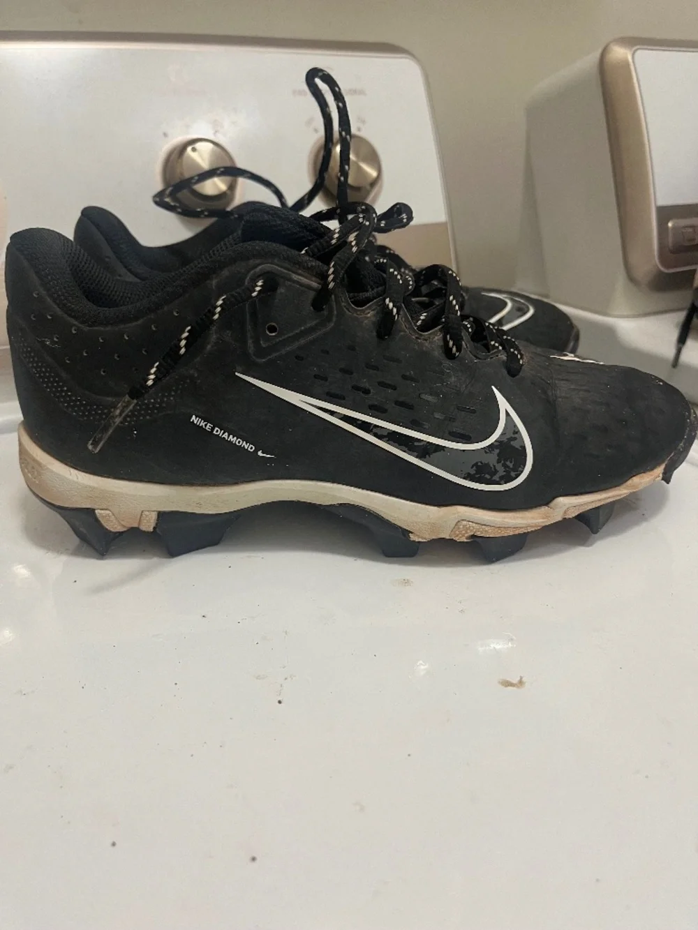 Women’s Nike Diamond Softball Cleats 6.5